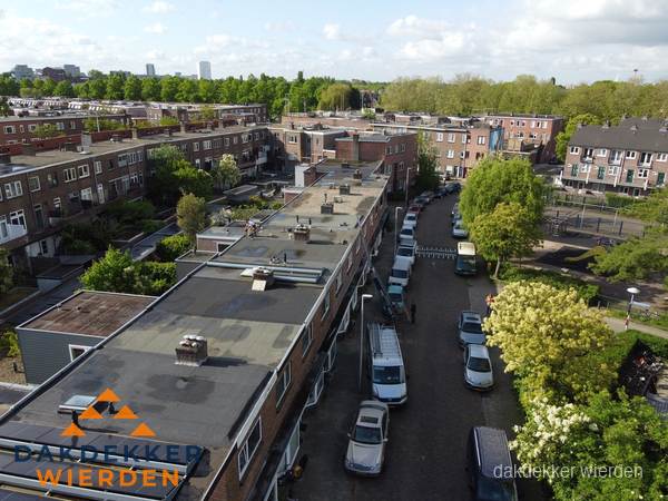 Luchtfoto dakinspectie woonwijk in Wierden Luchtfoto dakinspectie woonwijk in Wierden