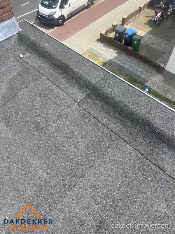 Kosten dakisolatie: plat dak met bitumen dakbedekking in Wierden Kosten dakisolatie: plat dak met bitumen dakbedekking in Wierden