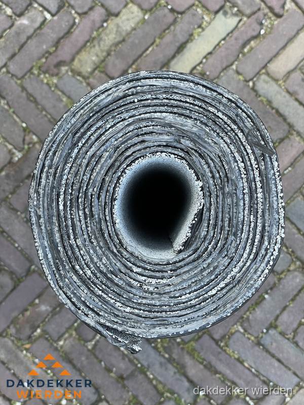 Rol EPDM dakbedekking materiaal voor plat dak in Wierden Rol EPDM dakbedekking materiaal voor plat dak in Wierden